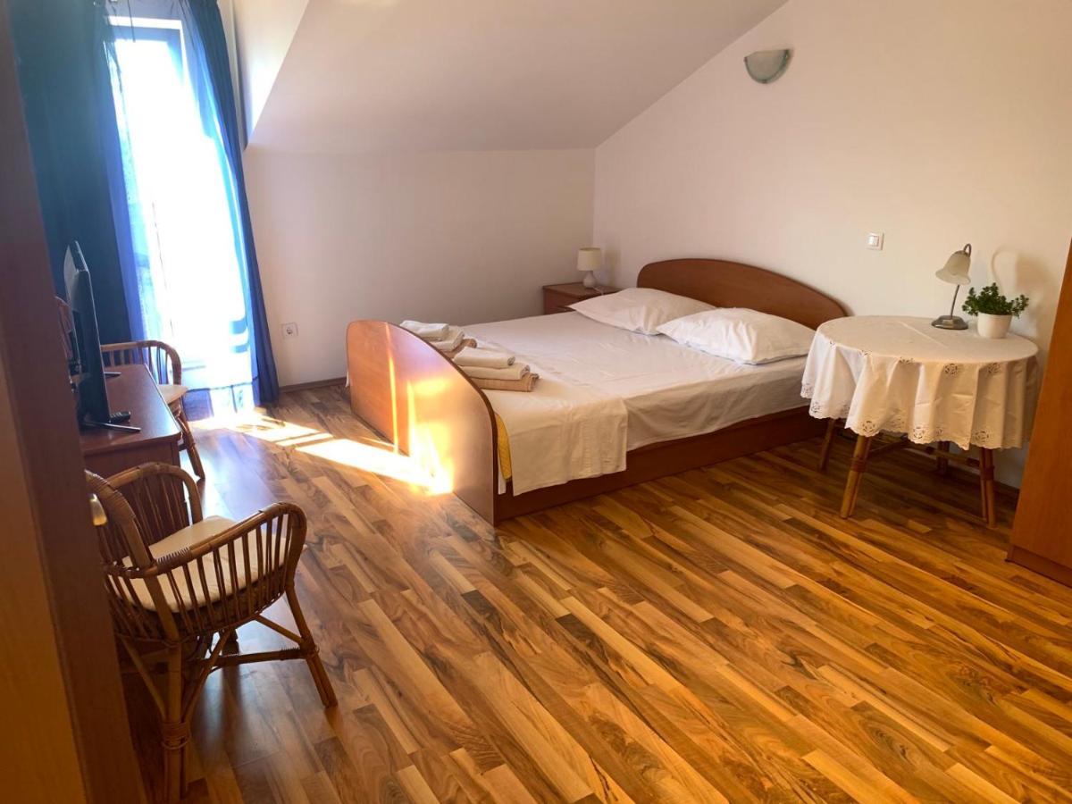 Apartman Senka Podgora Zewnętrze zdjęcie